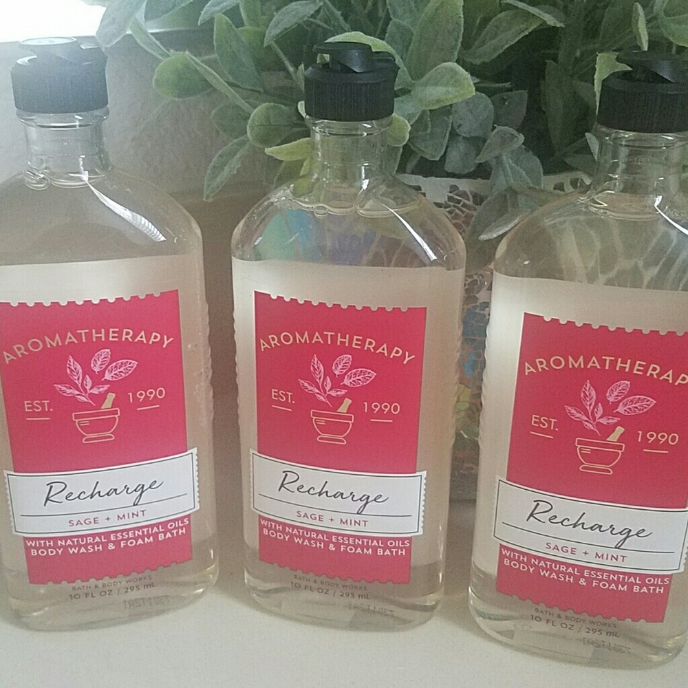 3 NEW Bath and body works Recharge shower gel